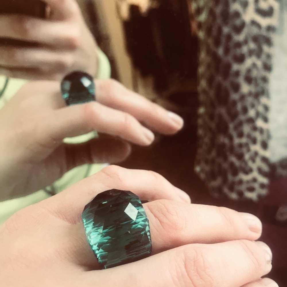 Ring - Picture 2 of 5